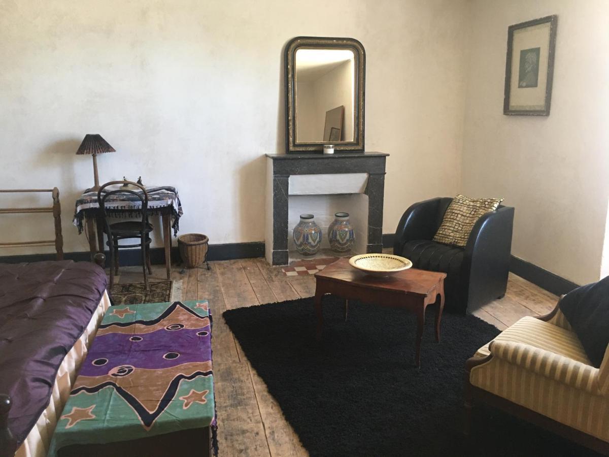 Townhouse 26 Chambres D'Hotes Civray Hotel المظهر الخارجي الصورة